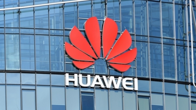 Apple’dan Sonra Huawei Telefonlara da Yapay Zeka Geliyor!